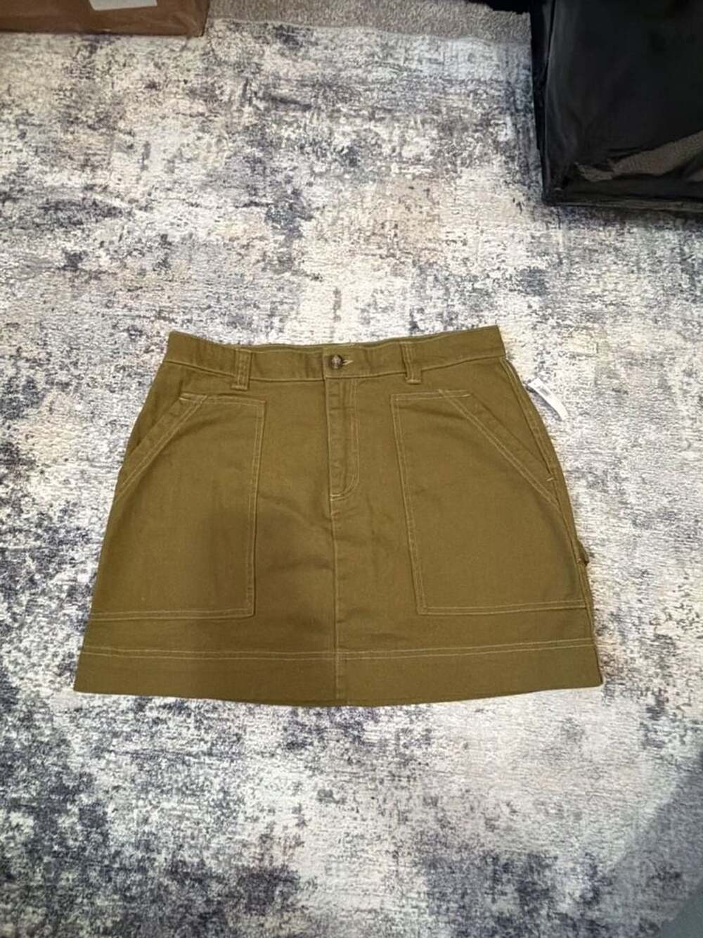 Old Navy Women's Olive Green Carpenter Utility Mini Skirt Size 12 NWT